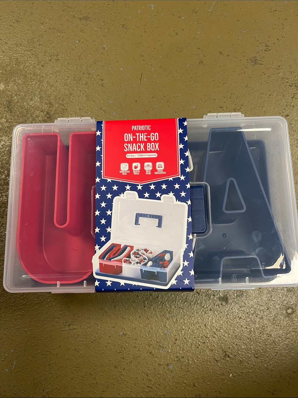 Patriotic ON-THE-GO USA Snack Box NWT